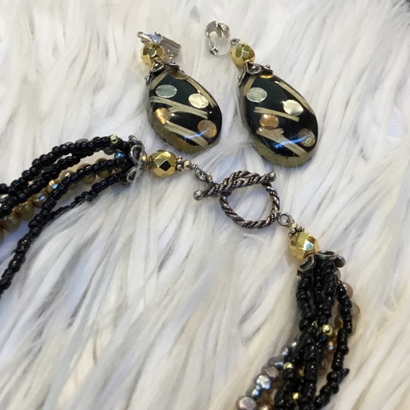 Vintage Black, MOP and Gold glass Beaded Necklace and Earring Set - Picture 7 of 10